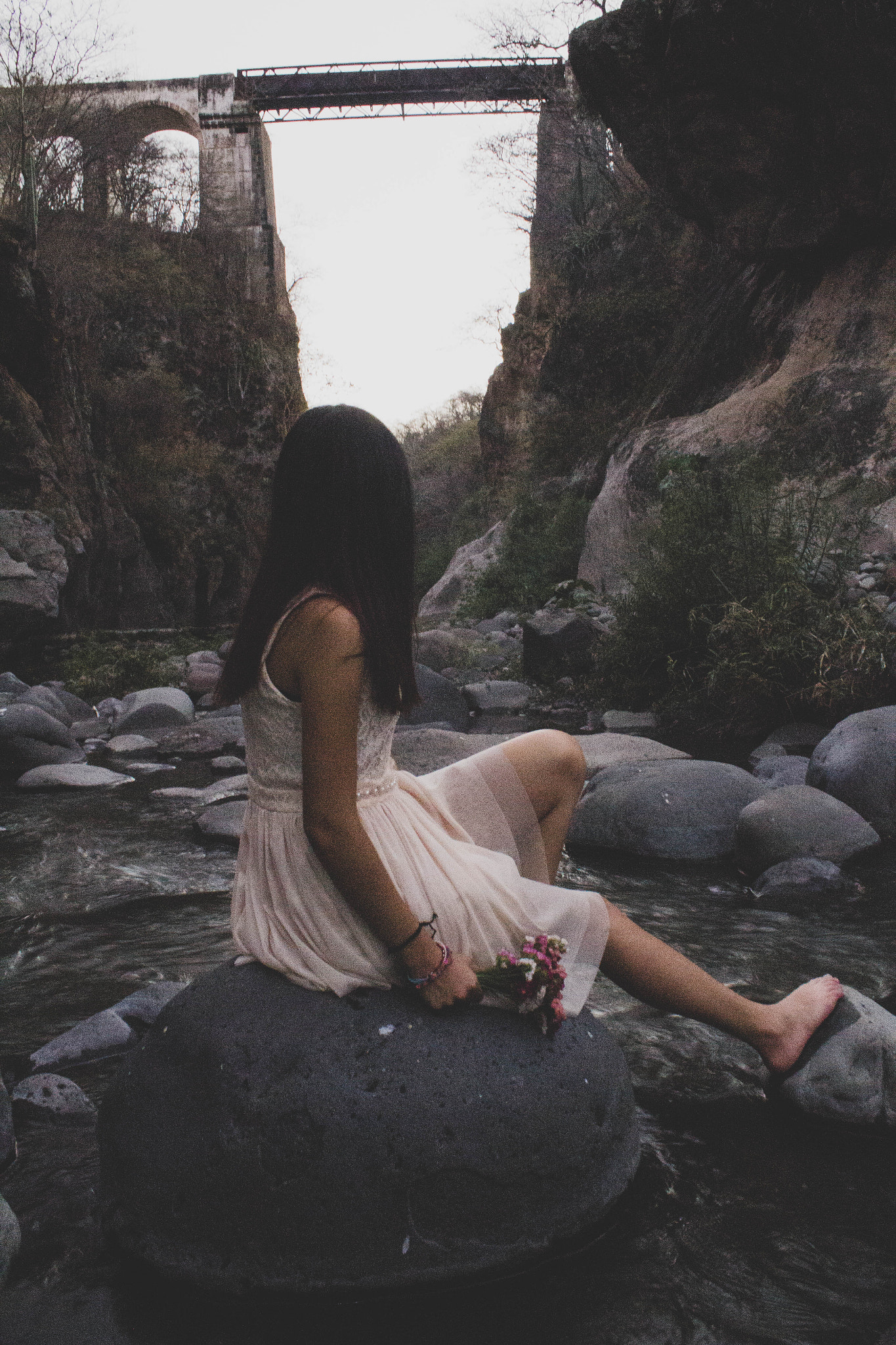 Canon EOS 650D (EOS Rebel T4i / EOS Kiss X6i) sample photo. Nature girls photography