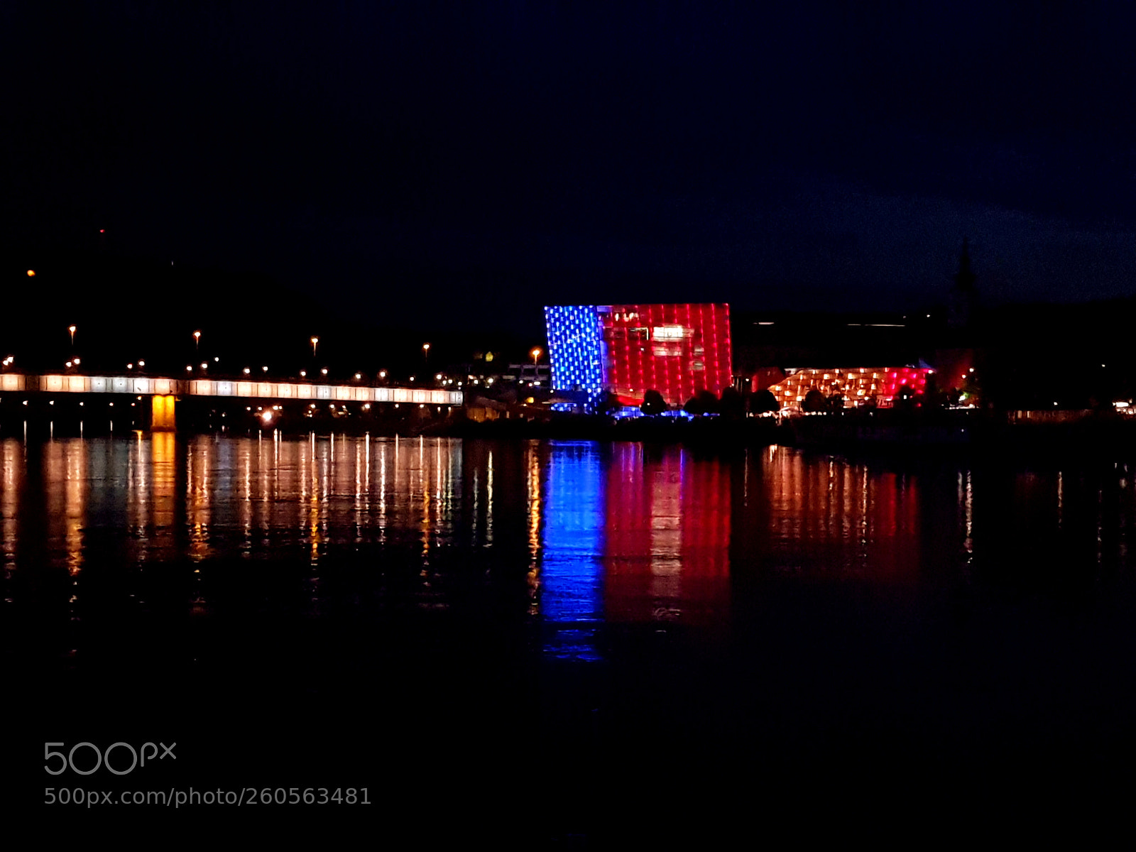 Samsung Galaxy S7 sample photo. Blue danube by night photography