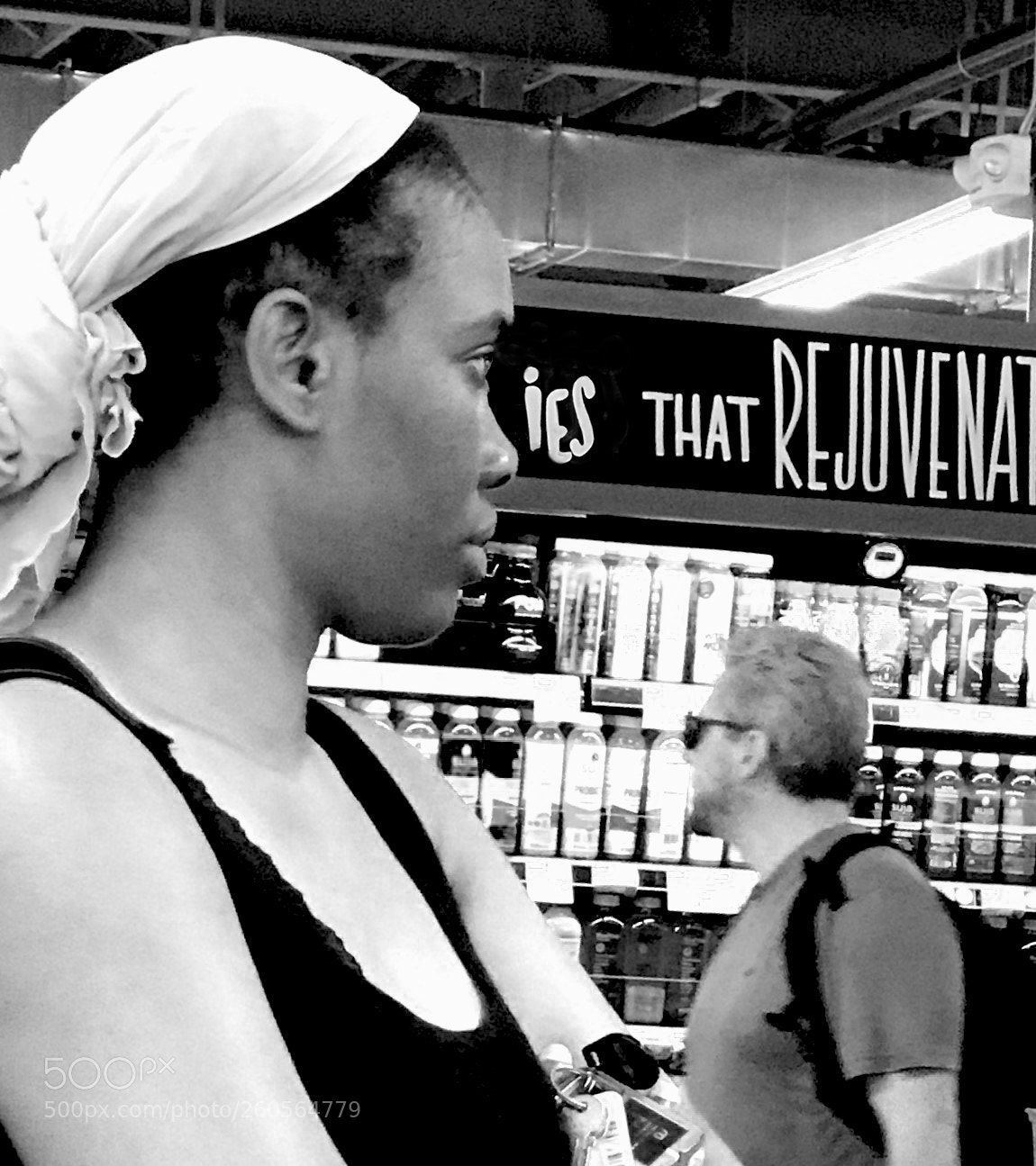 Apple iPhone 7 Plus sample photo. Saturday shopping photography