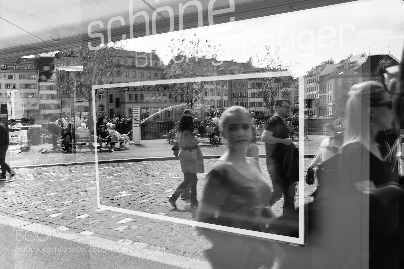 Fujifilm X-Pro2 sample photo. Looking in the mirror photography
