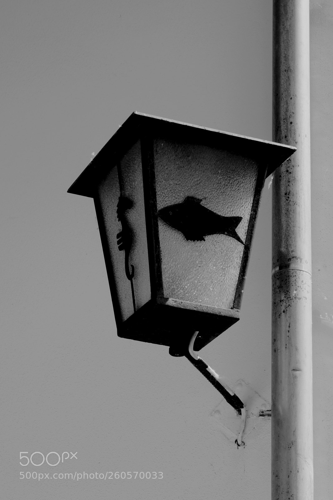 Sony a7R III sample photo. Lantern photography