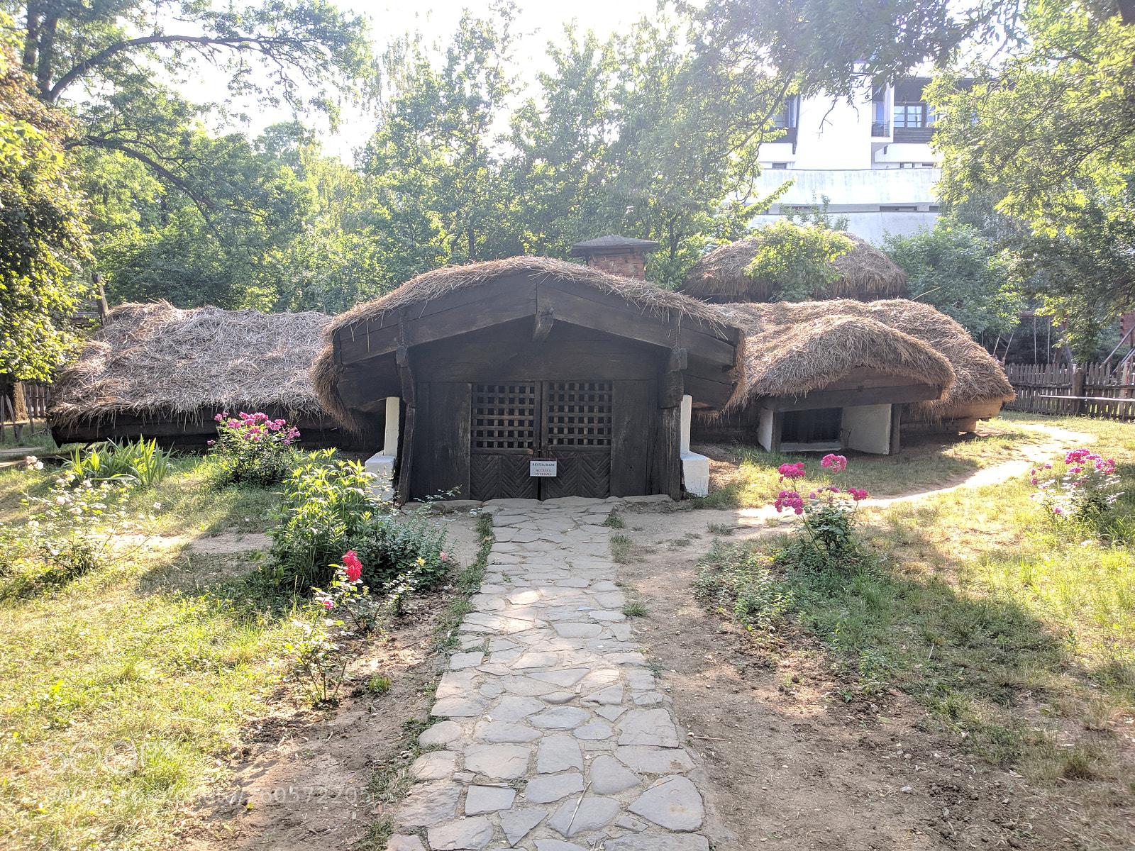 Xiaomi Mi A1 sample photo. Underground house photography