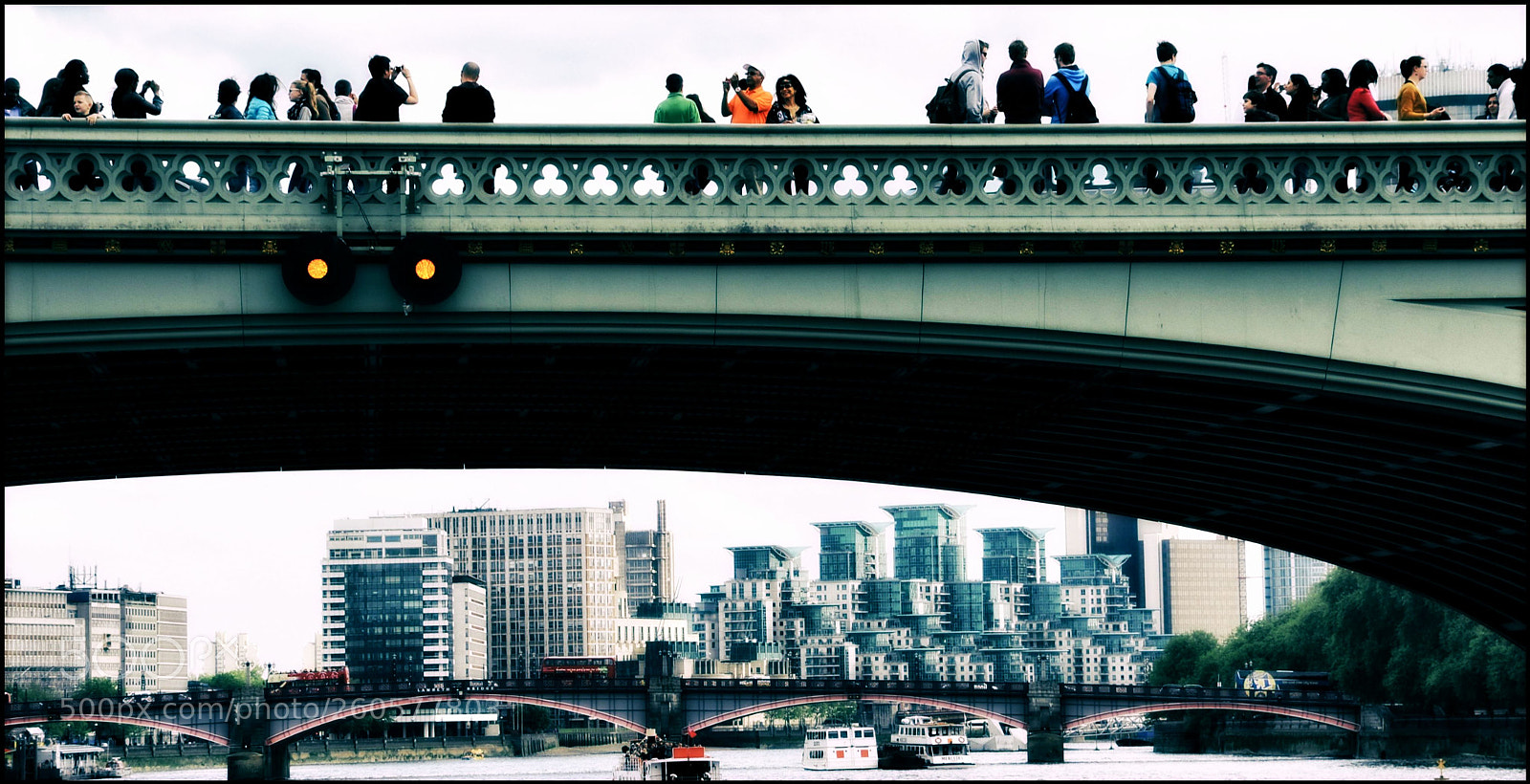 Nikon D700 sample photo. L o n d photography