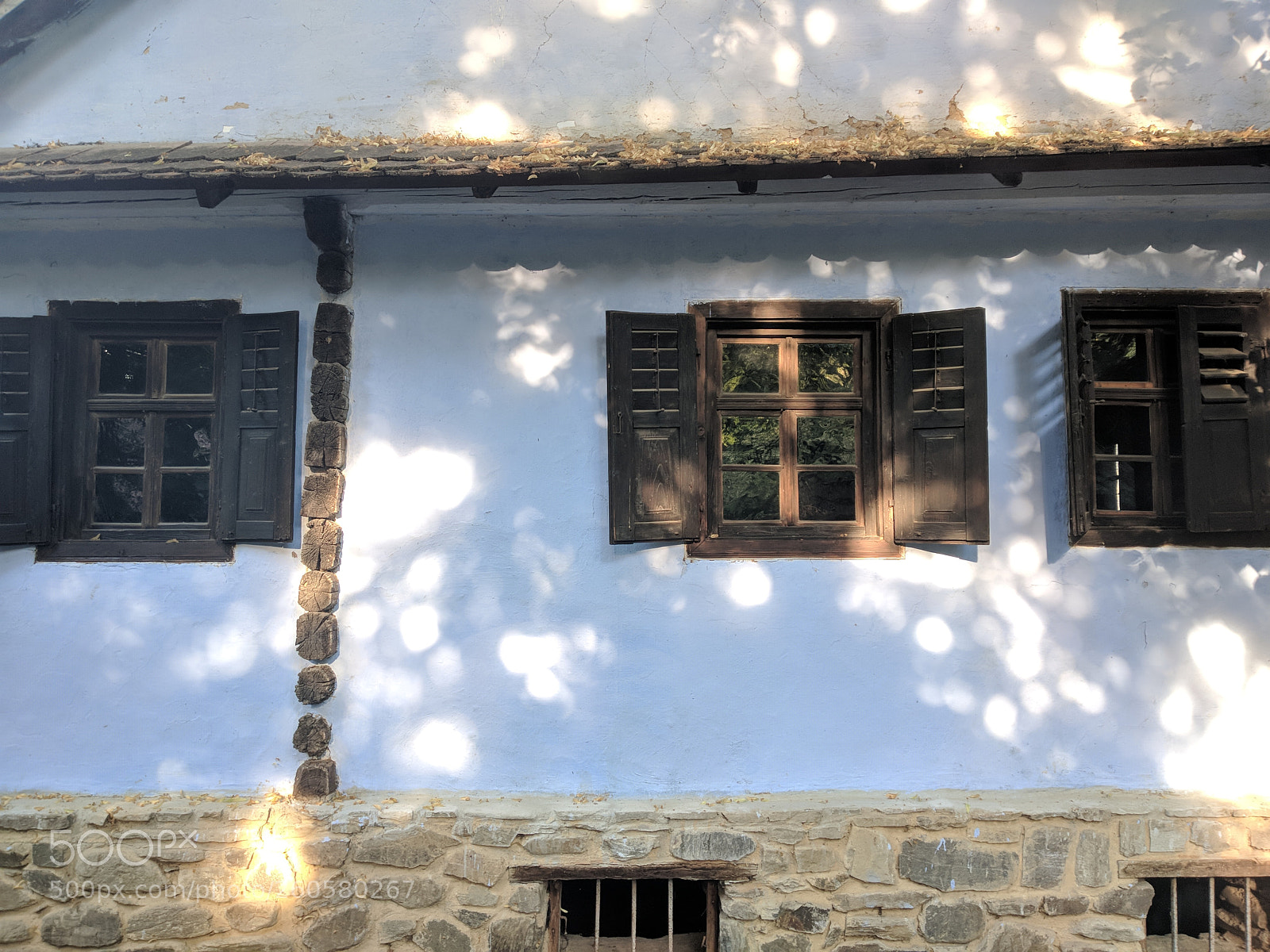Xiaomi Mi A1 sample photo. Blue sunny house photography
