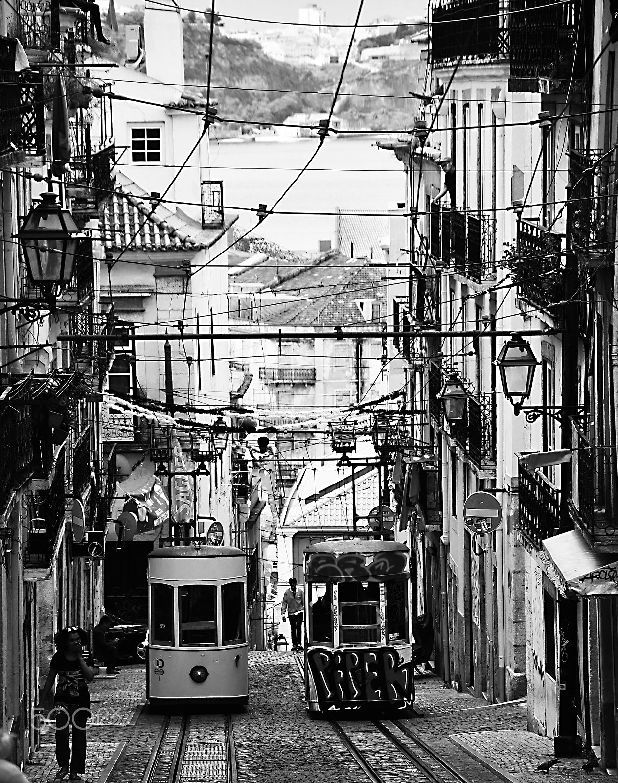 Nikon D7500 sample photo. Sobe e desce photography