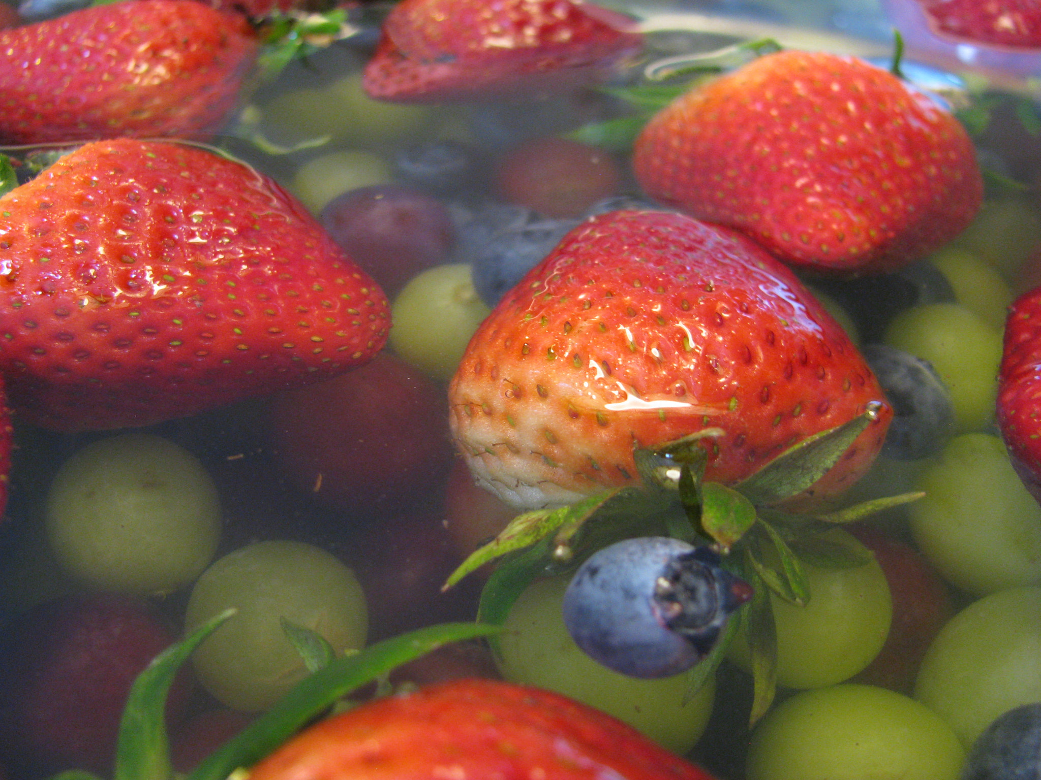 Canon POWERSHOT SX100 IS sample photo. Bowl o' fruit 2 photography