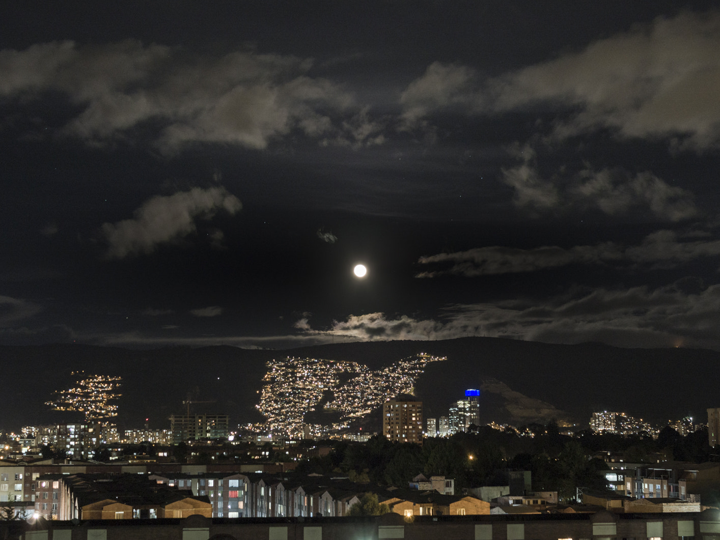 Olympus OM-D E-M10 III sample photo. Bogota photography