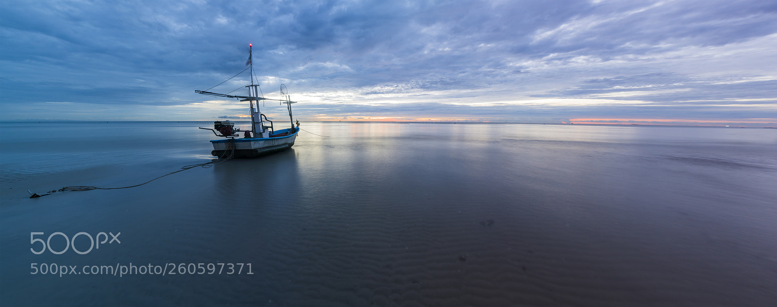 Sony a7R II sample photo. A boat on beach photography