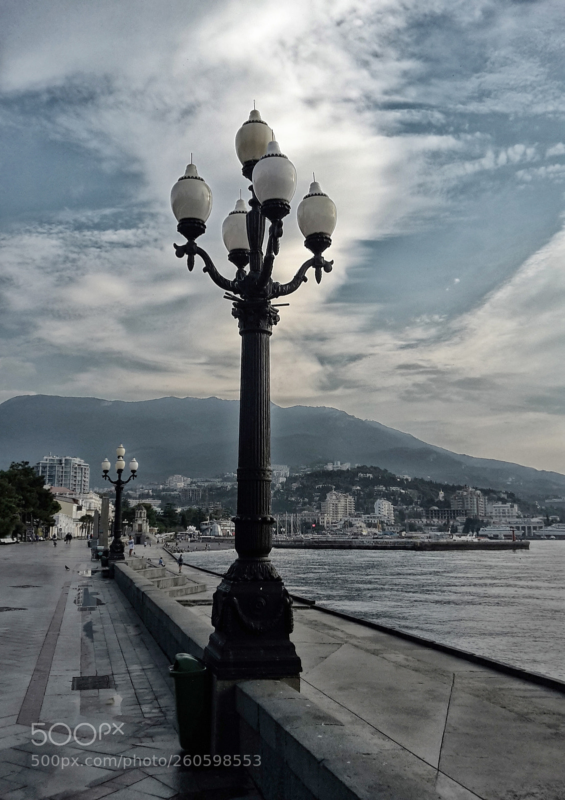 Samsung Galaxy S5 Mini sample photo. Gloomy morning in yalta photography