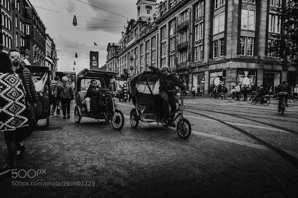 Canon EOS 5D Mark IV sample photo. Ams in bnw photography