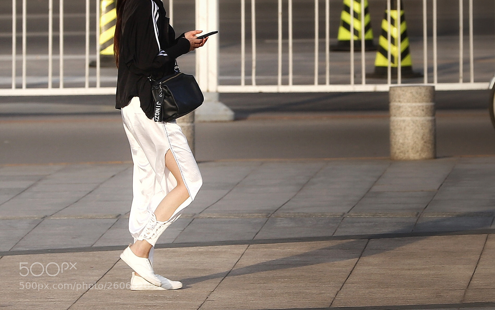 Canon EOS 6D Mark II sample photo. 斩腿的 photography