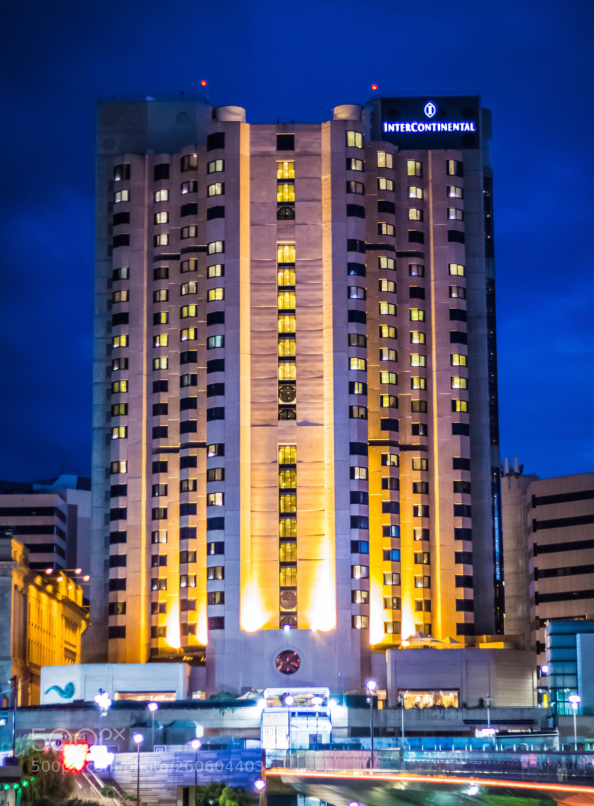 Canon EOS 700D (EOS Rebel T5i / EOS Kiss X7i) sample photo. Intercontinental hotel photography