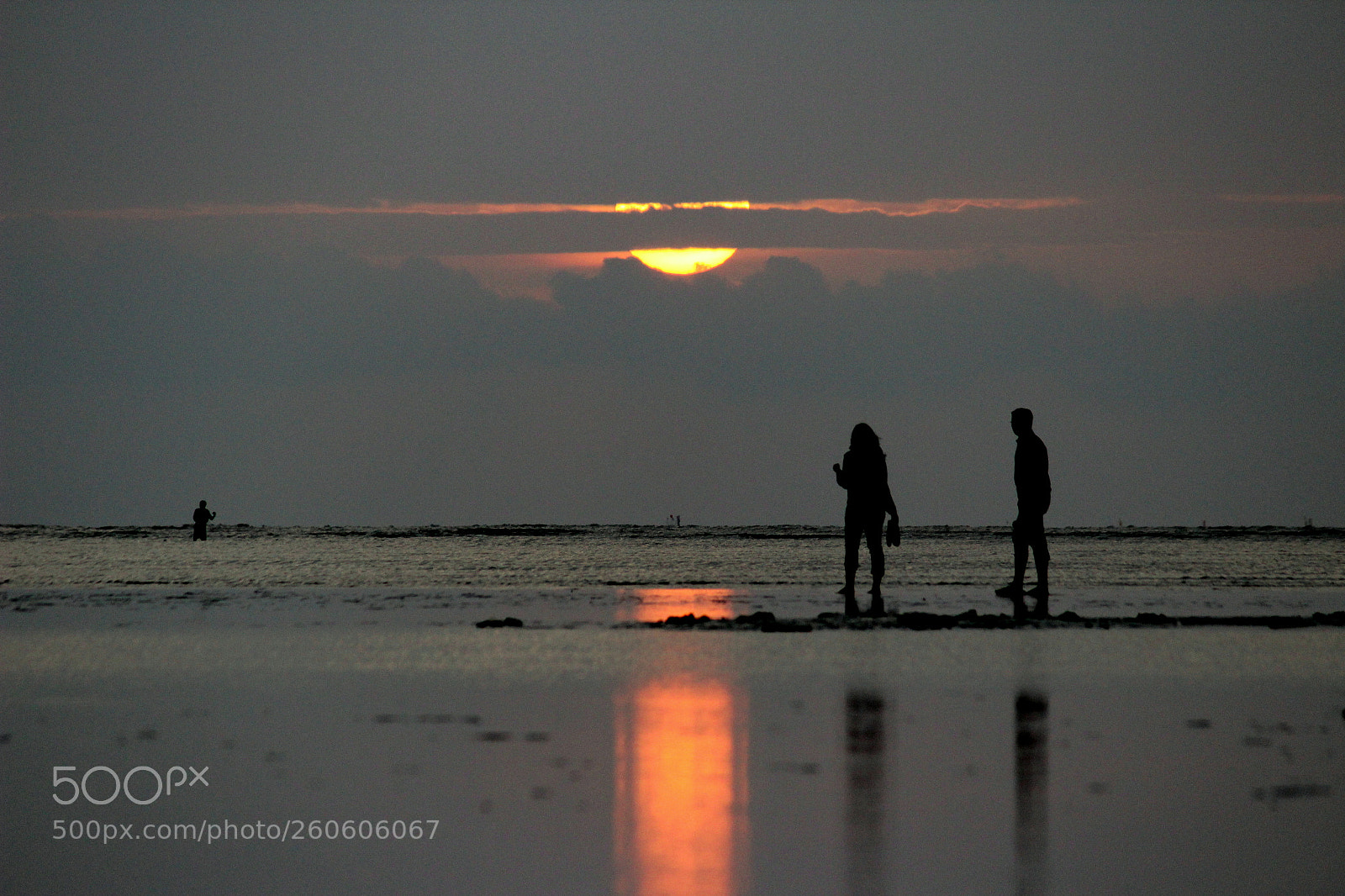 Canon EF-S 55-250mm F4-5.6 IS II sample photo. Golden sky photography