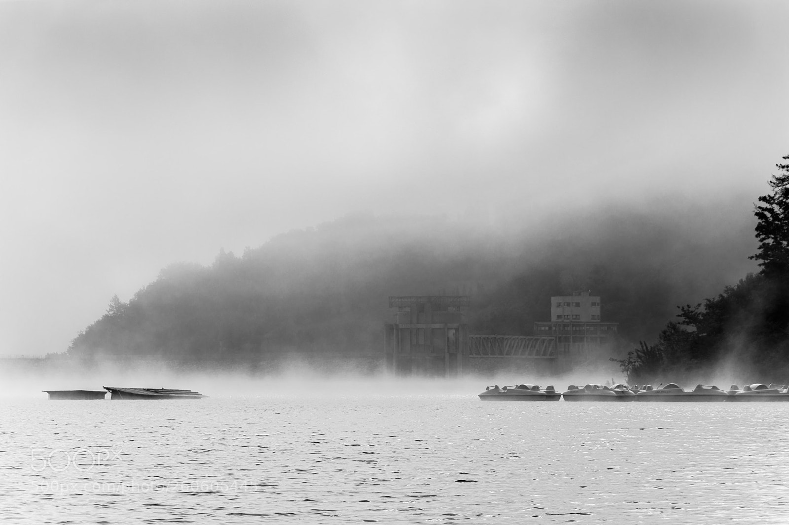 Nikon D5200 sample photo. Fog storm photography