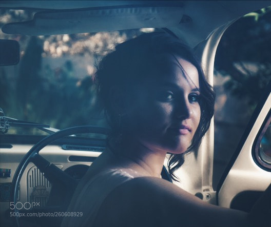 Canon EOS 750D (EOS Rebel T6i / EOS Kiss X8i) sample photo. Girl in her wheels photography