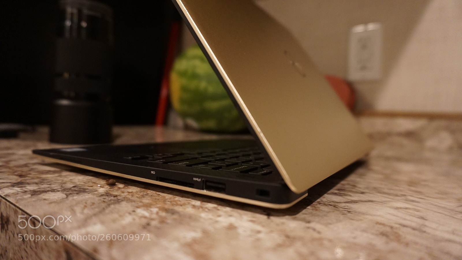 Sony a6000 sample photo. Tech photography
