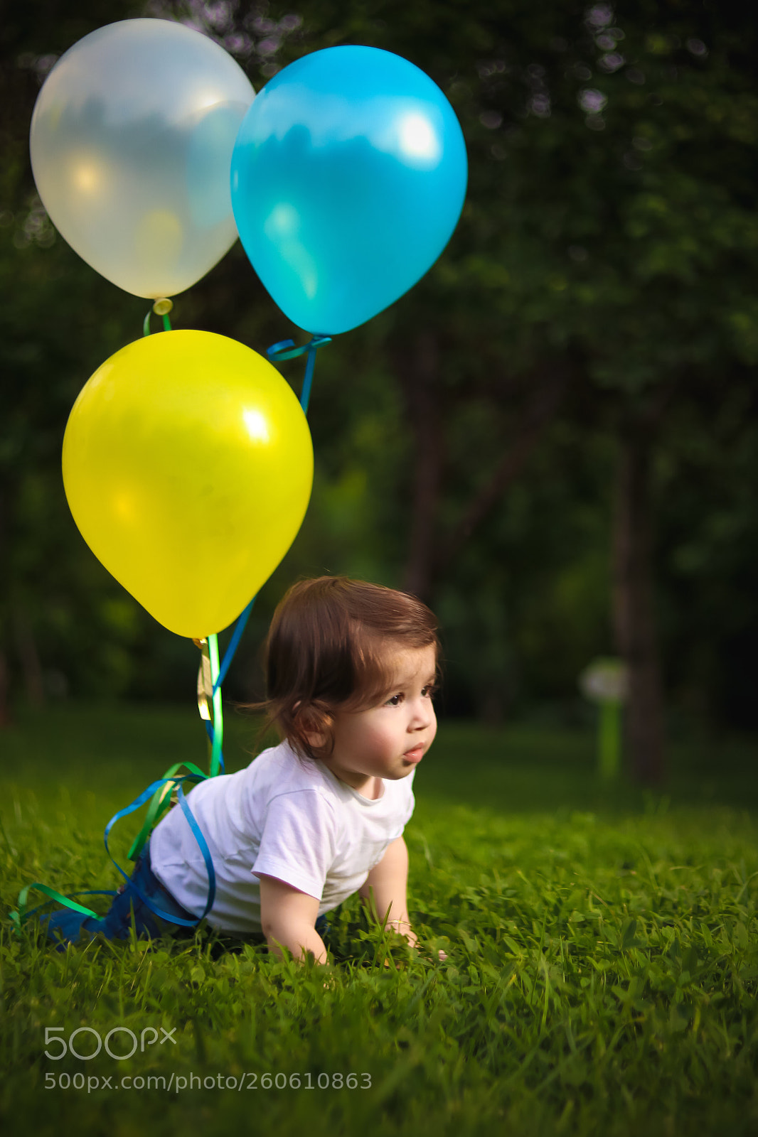 Canon EOS 80D sample photo. Baby with balloons  photography