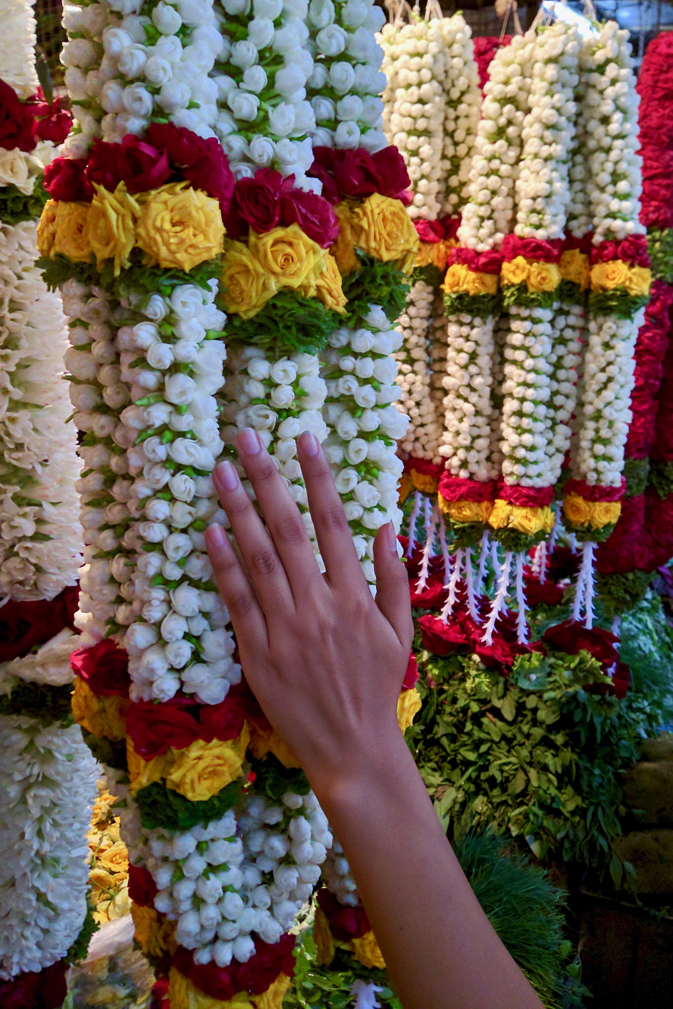 Motorola Nexus 6 sample photo. Bangalore's flower markets photography