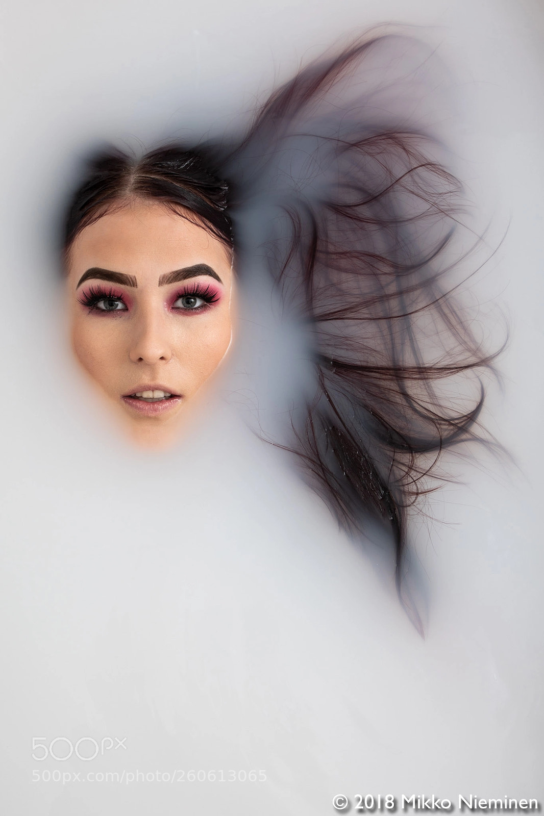 Canon EOS 5D Mark IV sample photo. Smoke photography