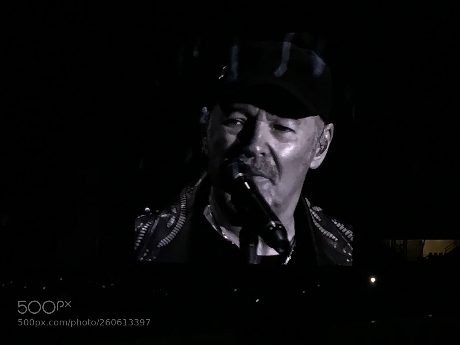 Apple iPhone 6s sample photo. Vasco rossi in concerto photography