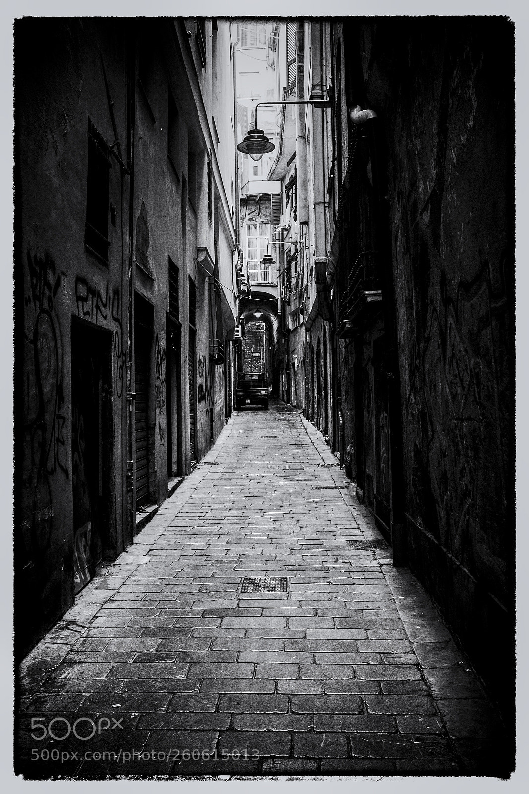 Fujifilm X100S sample photo. Genova street photography