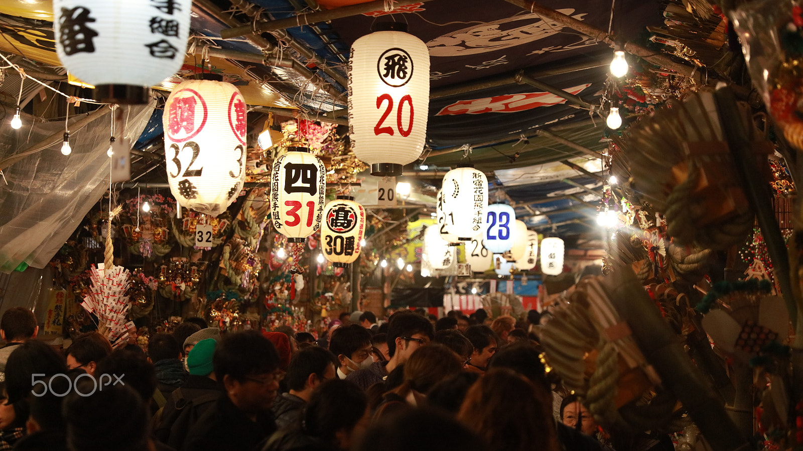 Canon EOS 5DS sample photo. 酉の市 花园神社 tori no ichi at hanazono jinja shrine photography