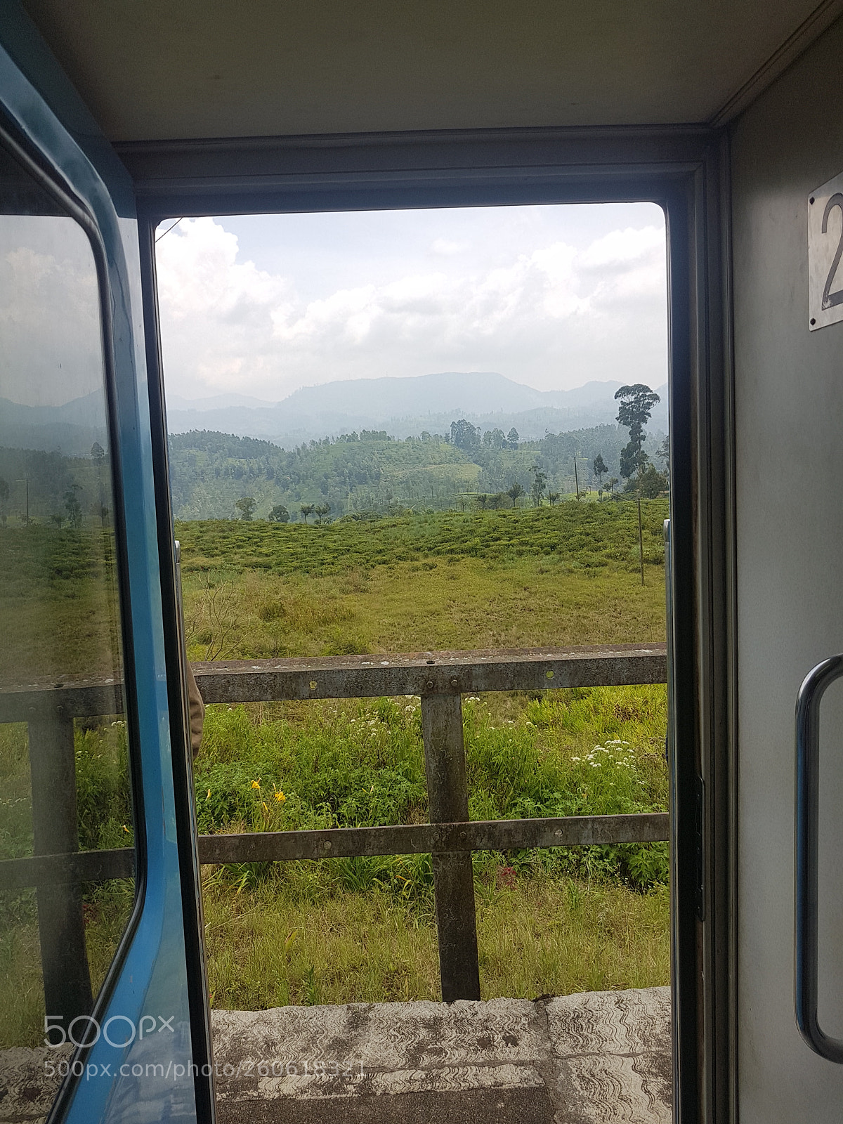 Samsung Galaxy S7 Edge sample photo. Train ride from nuwara photography