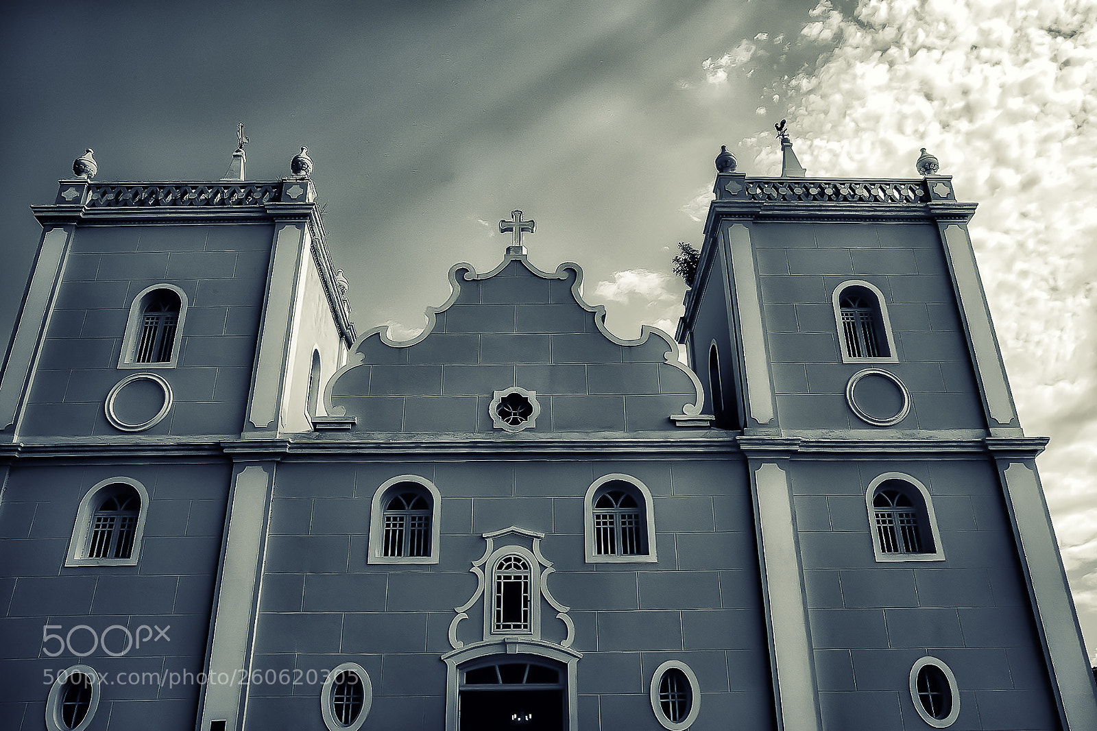 Canon EOS 6D Mark II sample photo. Sem títuloeditar photography