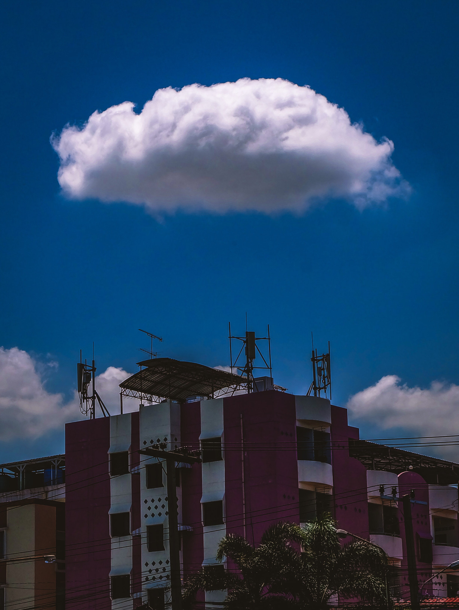 Fujifilm X-A2 sample photo. Blue sky photography