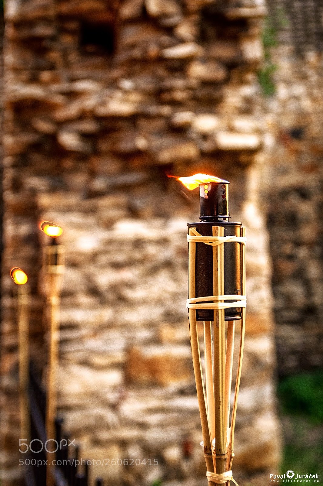 Nikon D5600 sample photo. Noc na košumberku ... 002. photography