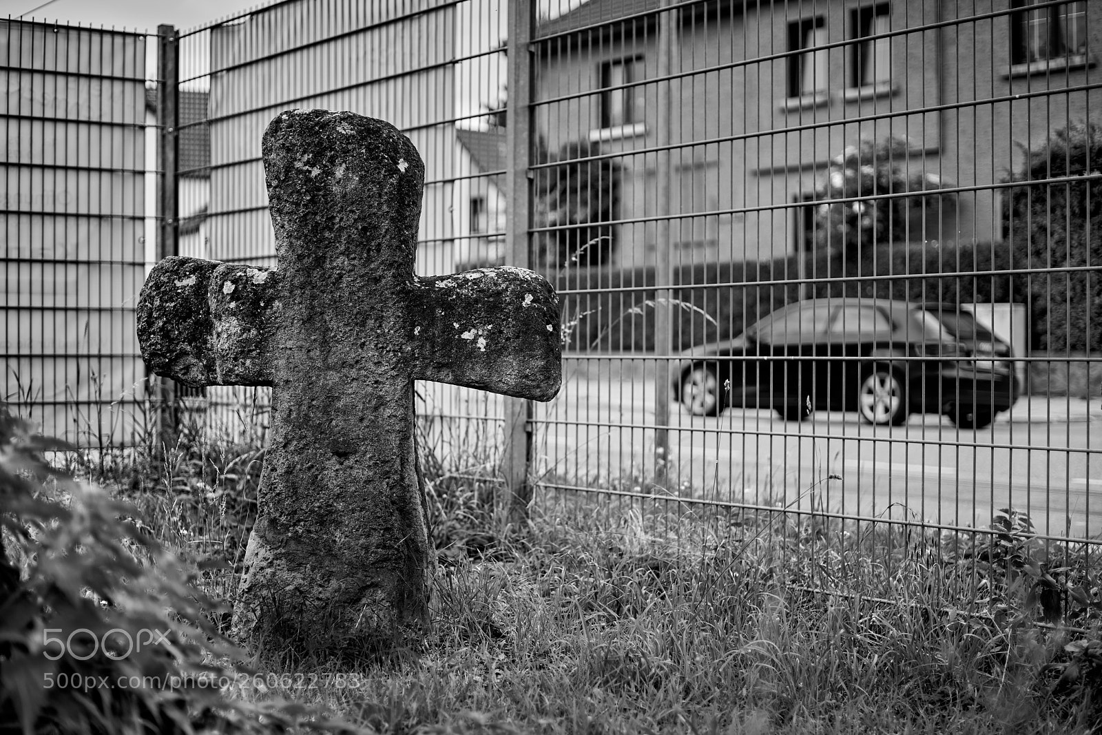 Sony a7R III sample photo. A quiet cross in photography