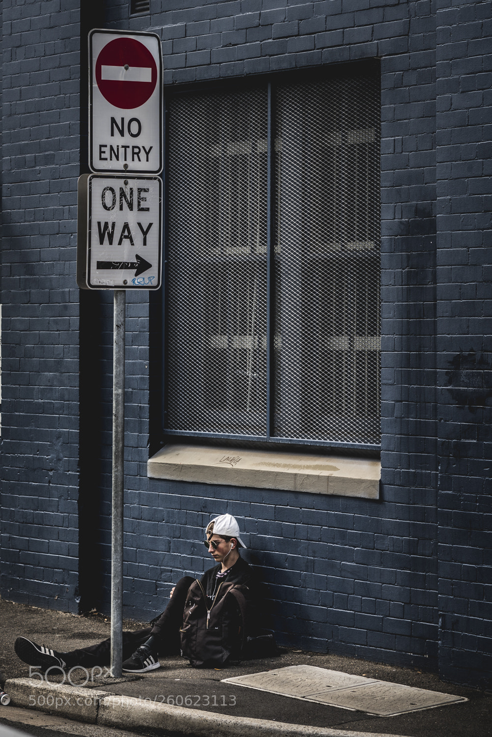 Sony a7R II sample photo. A boy leaning against photography
