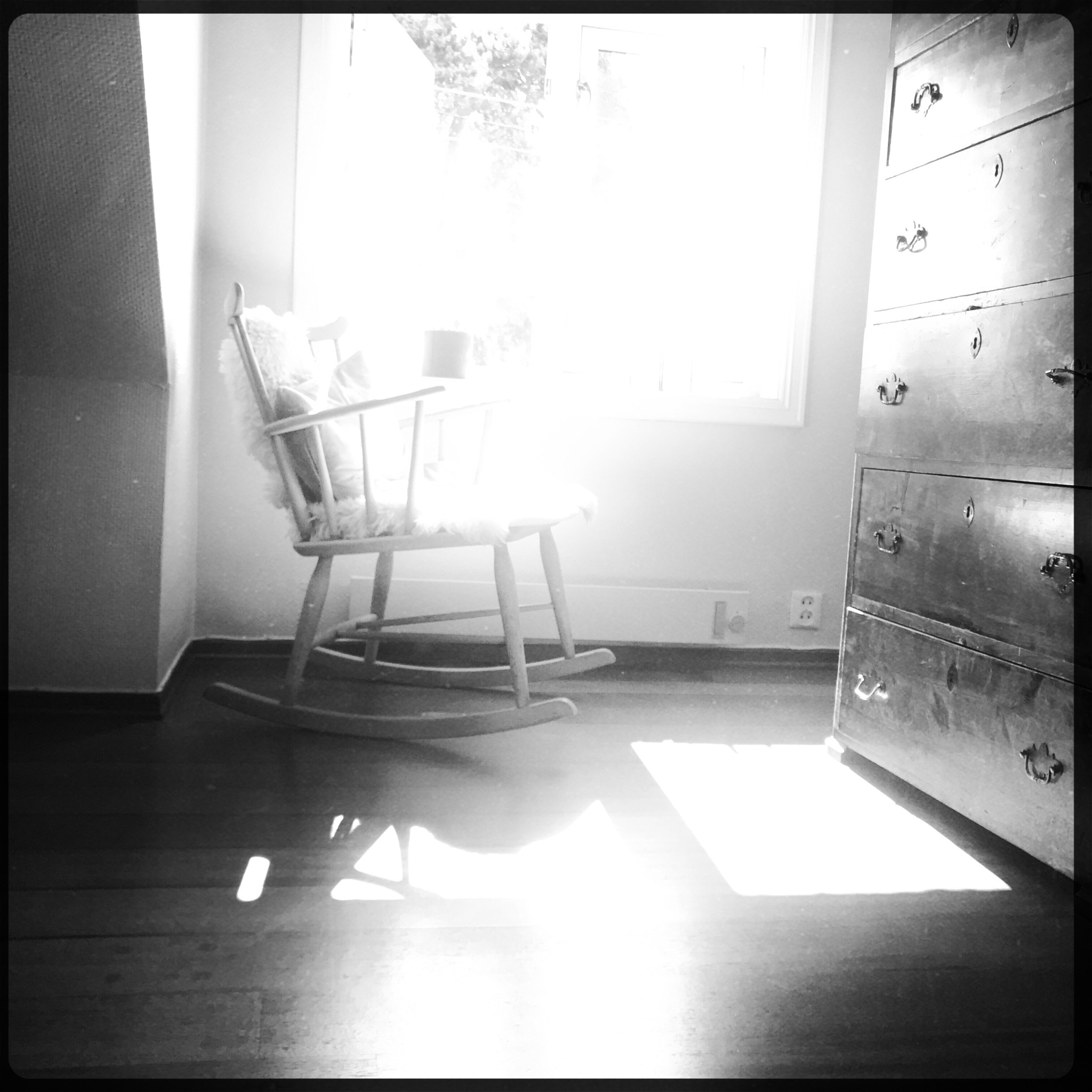 Hipstamatic 344 sample photo. Rocking chair photography
