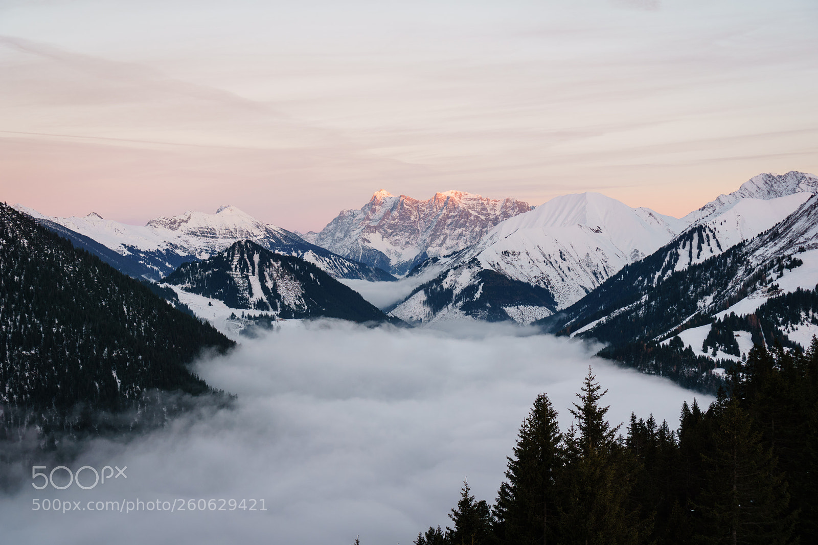 Sony a6000 sample photo. View from reuttener h photography