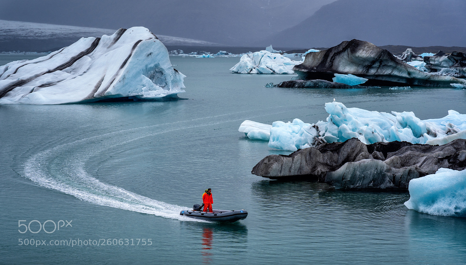 Sony a7 III sample photo. Surrounded by icebergs photography