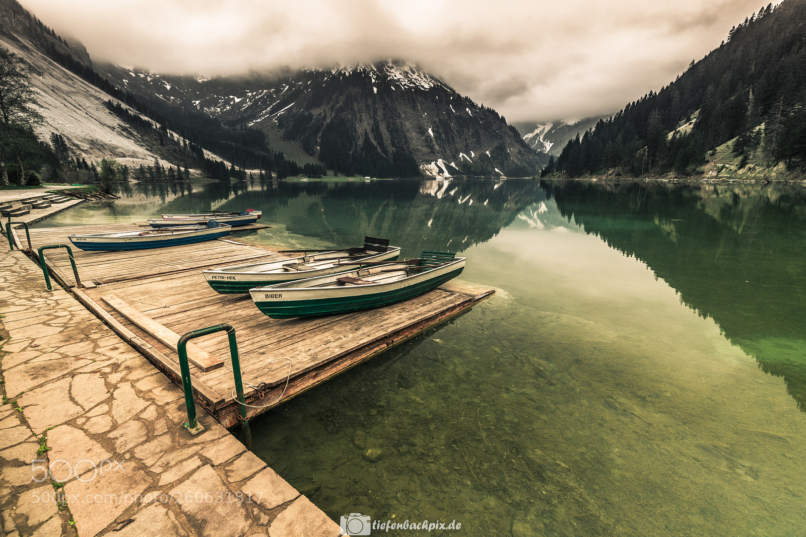 Sony a7R II sample photo. Cloudly vilsalpsee photography