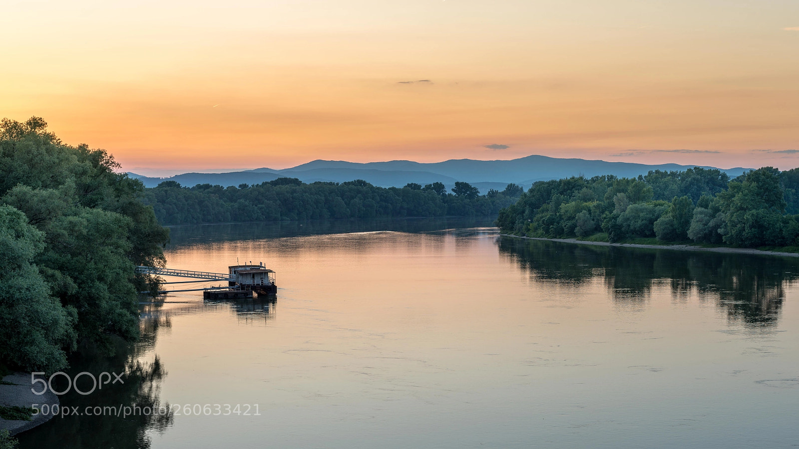 Nikon D800 sample photo. Danube sunset photography