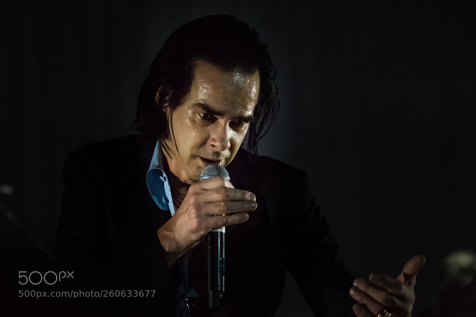 Fujifilm X-T1 sample photo. Nick cave on stage photography