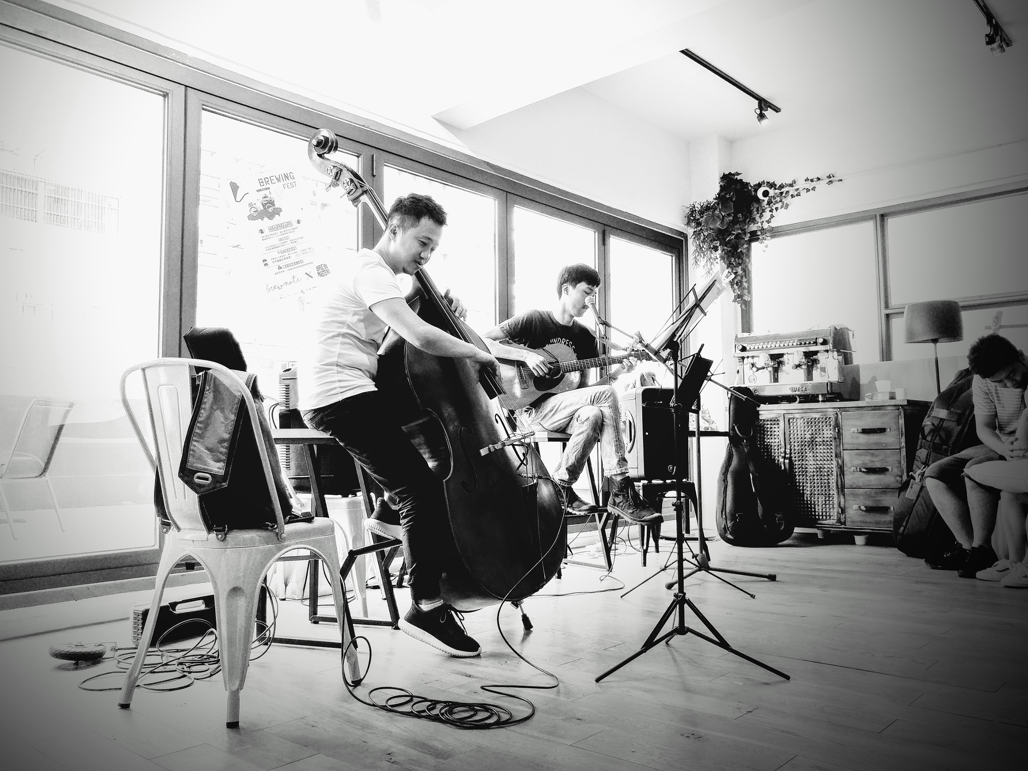 LG V20 sample photo. Jazz moment photography