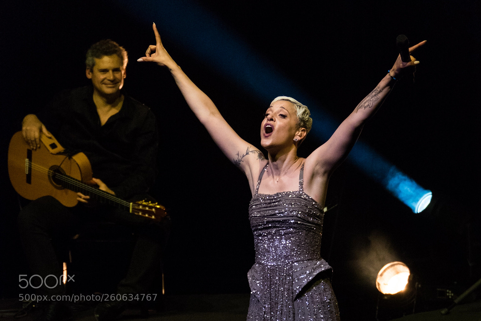 Fujifilm X-T1 sample photo. Mariza on stage photography