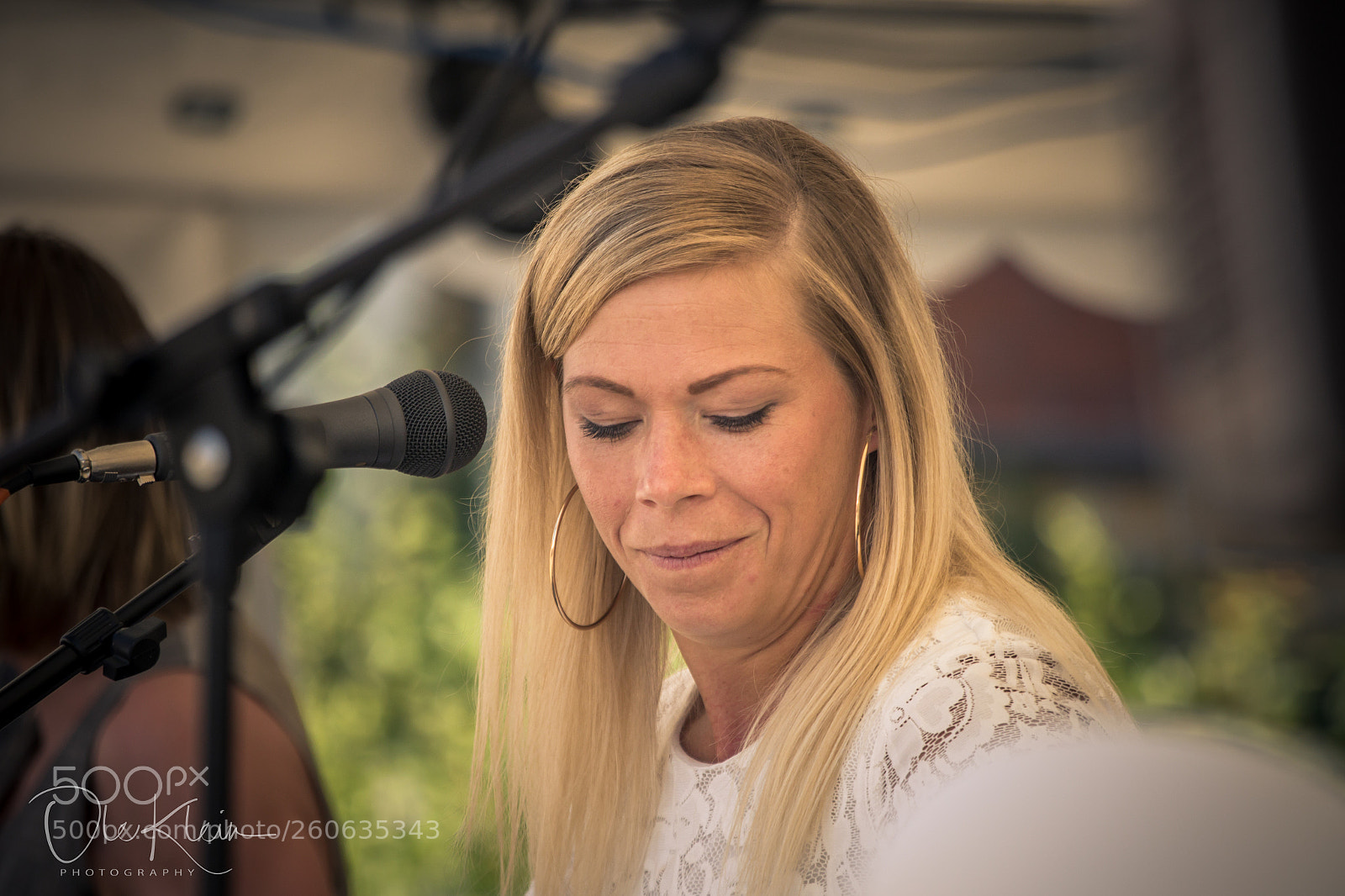Canon EOS 7D Mark II sample photo. 2nd hands stevning music photography