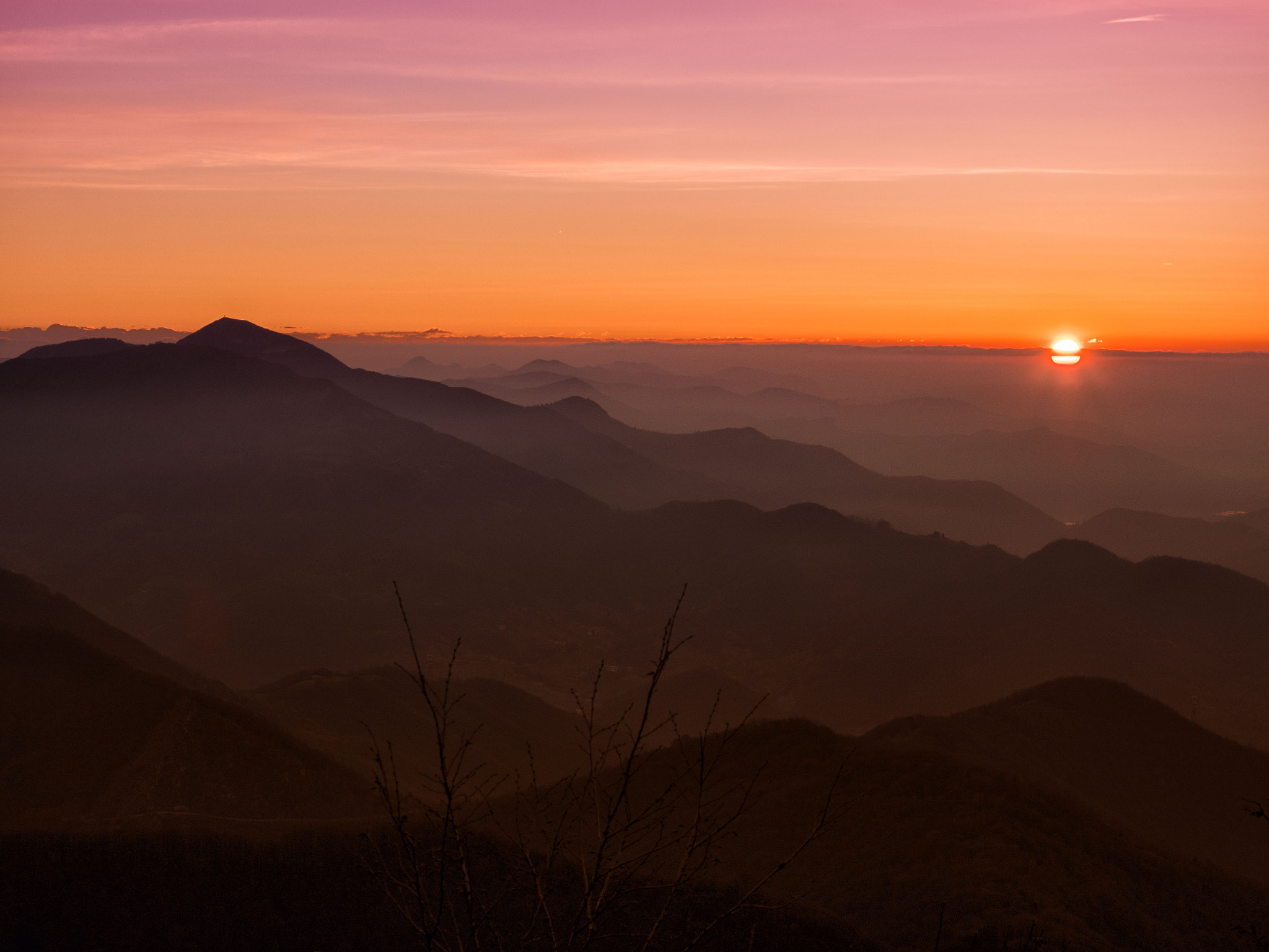 Olympus PEN-F sample photo. Sunrise photography