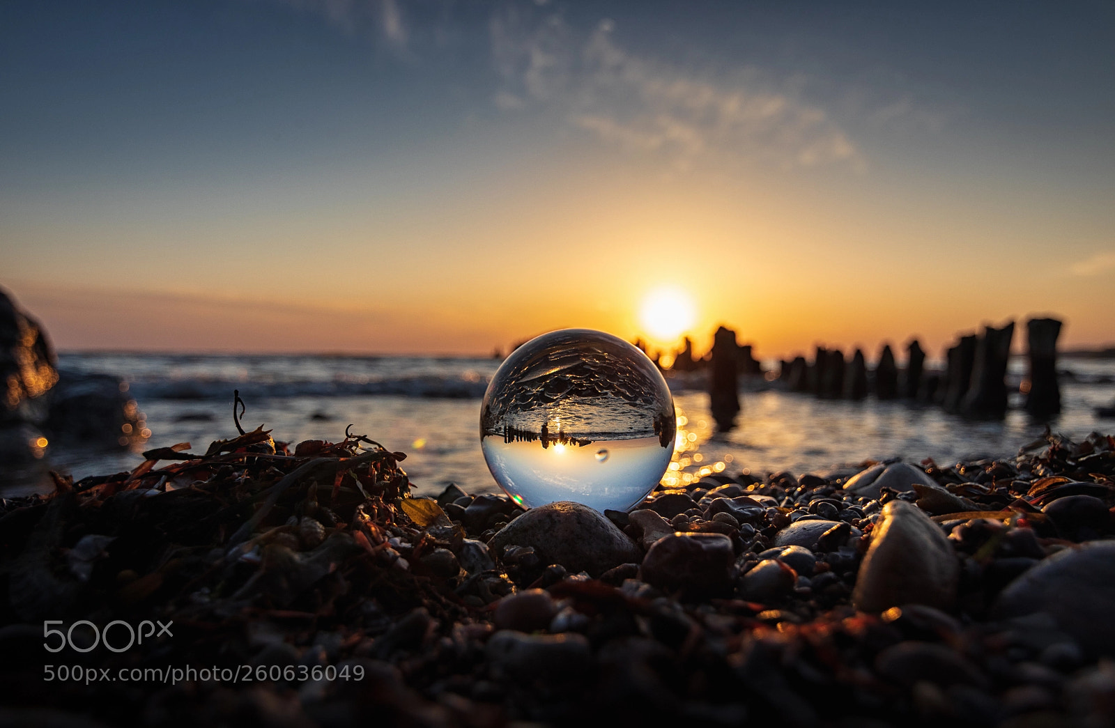Canon EOS 80D sample photo. Sunrise in glass photography