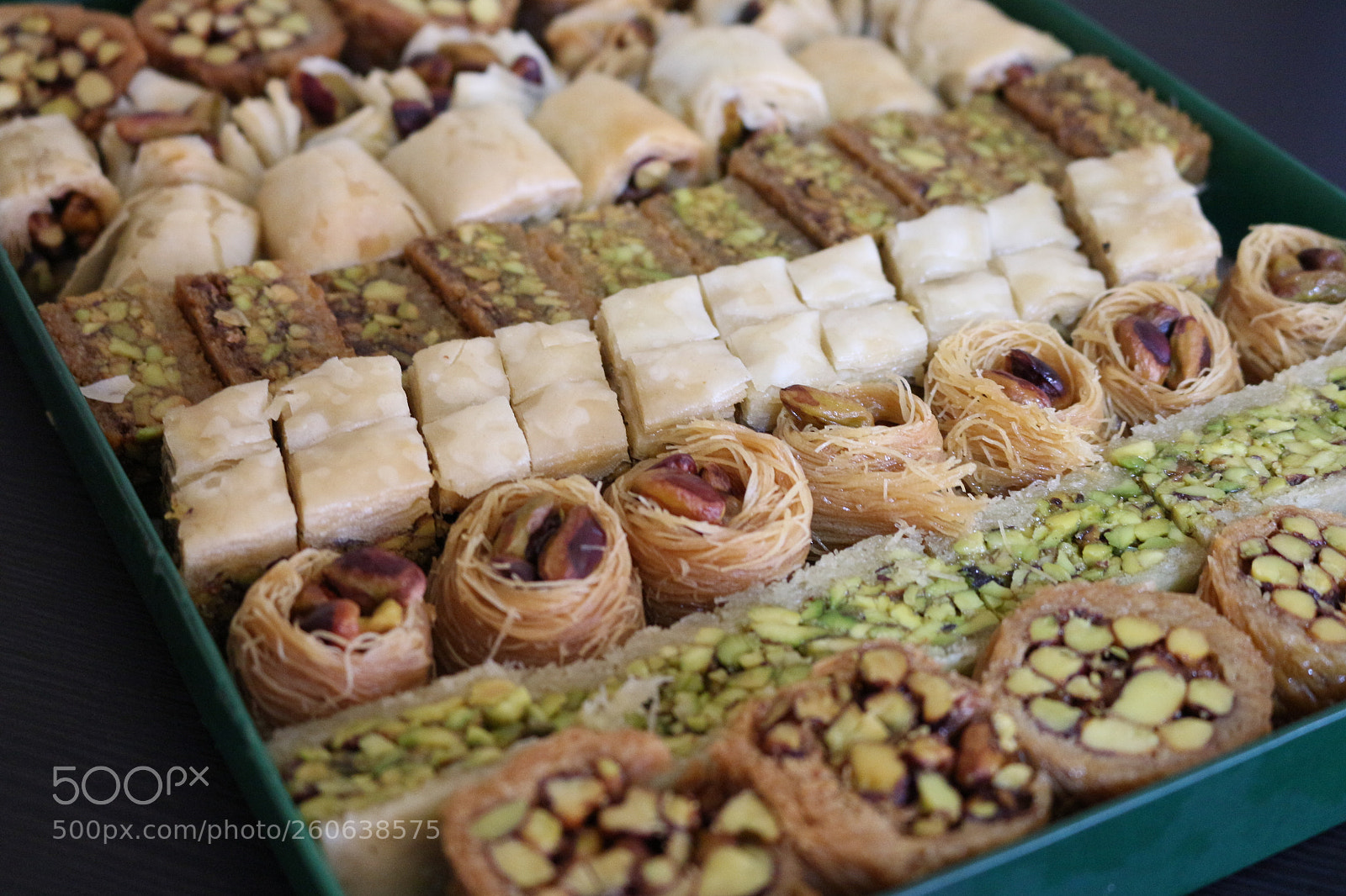 Canon EOS 700D (EOS Rebel T5i / EOS Kiss X7i) sample photo. Arabic sweets photography