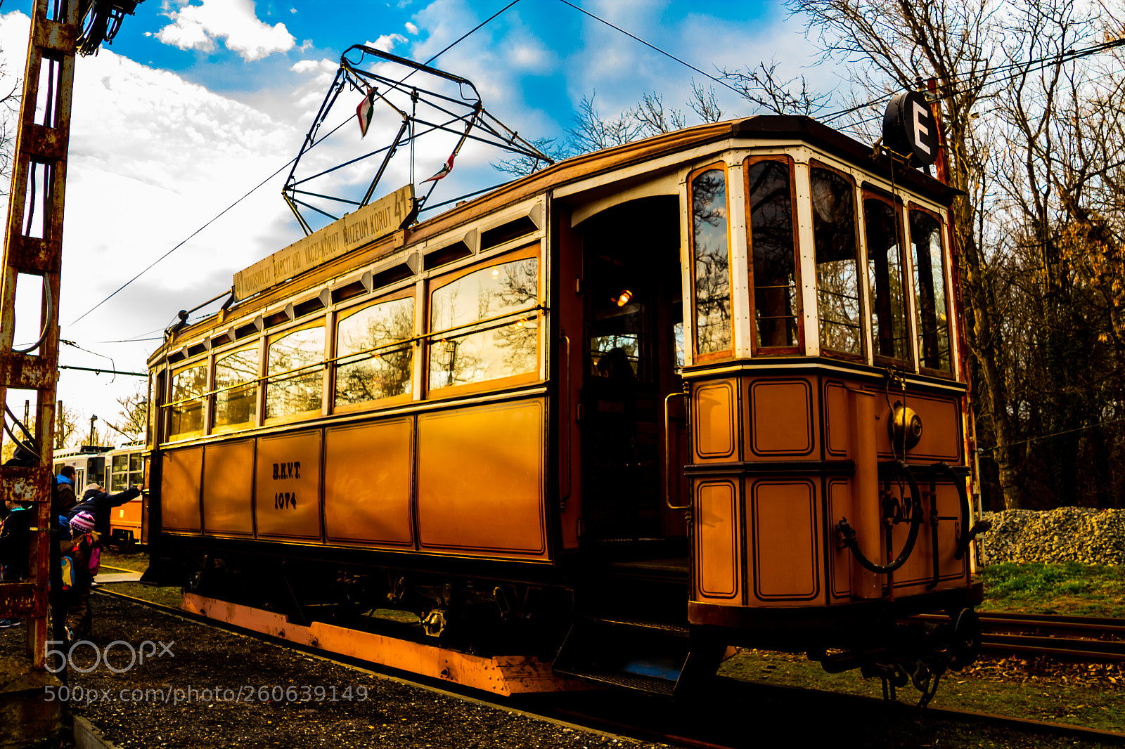 Canon EOS 1300D (EOS Rebel T6 / EOS Kiss X80) sample photo. Old tram photography