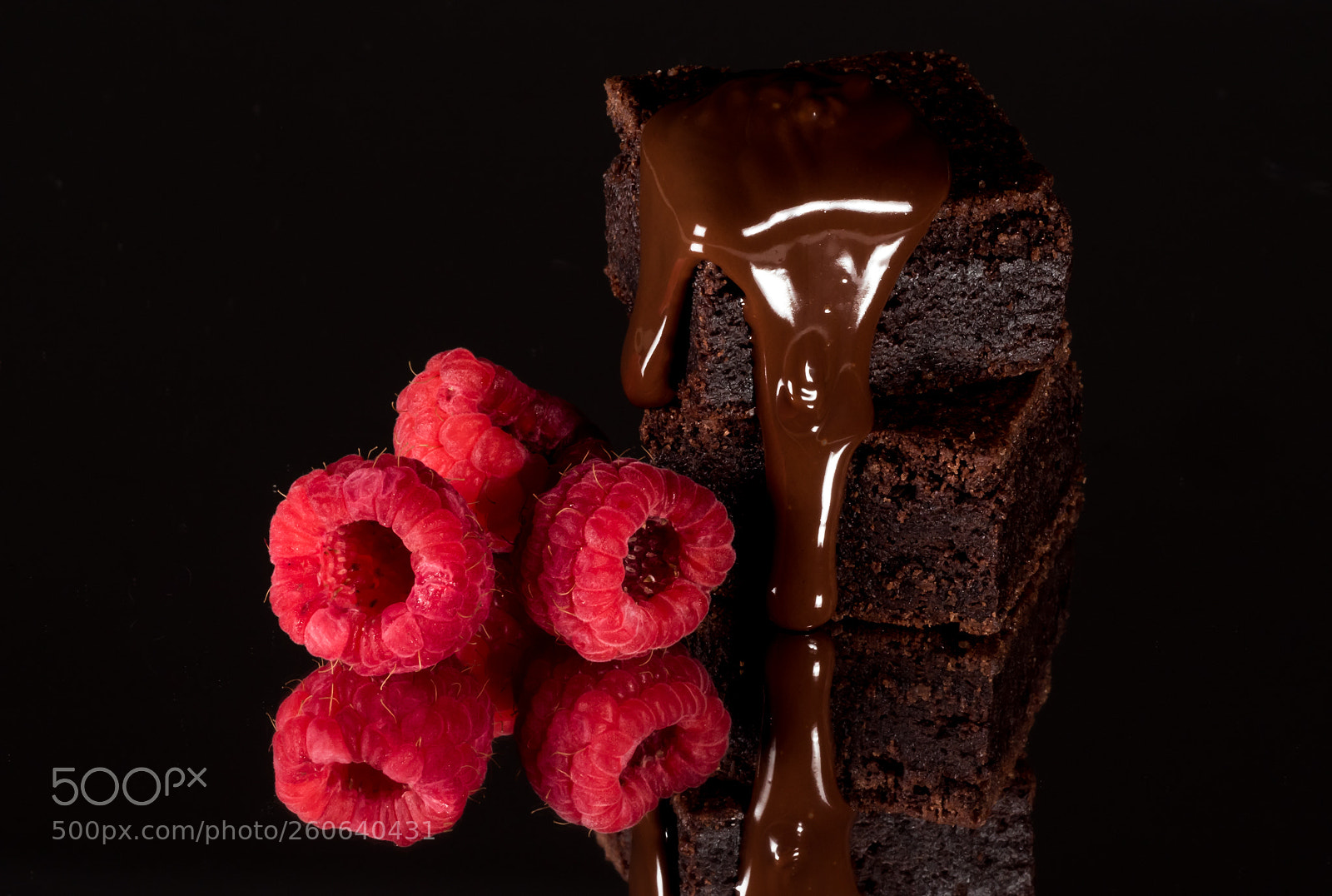 Olympus OM-D E-M5 II sample photo. Chocolate brownies and raspberries photography