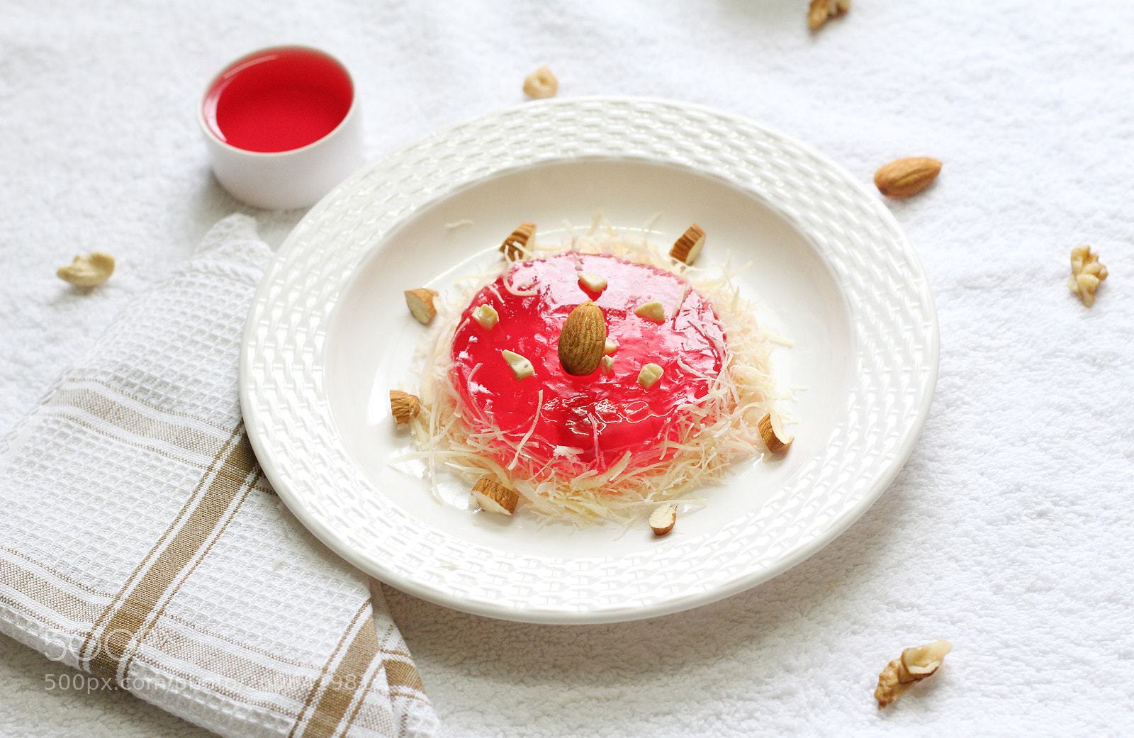 Canon EOS 700D (EOS Rebel T5i / EOS Kiss X7i) sample photo. Jello white forest! :) photography