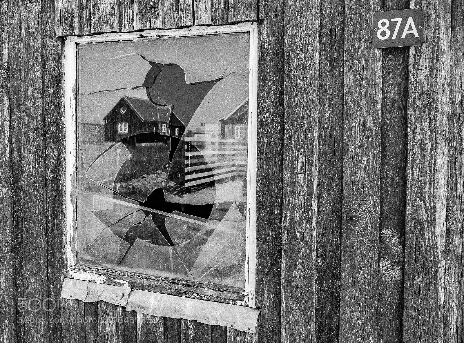 Fujifilm X-T2 sample photo. Window photography