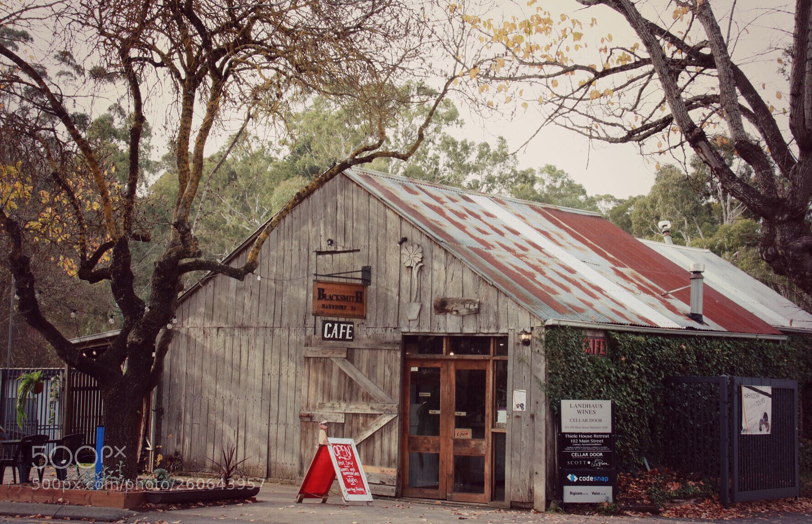 Canon EOS 750D (EOS Rebel T6i / EOS Kiss X8i) sample photo. Hahndorf photography