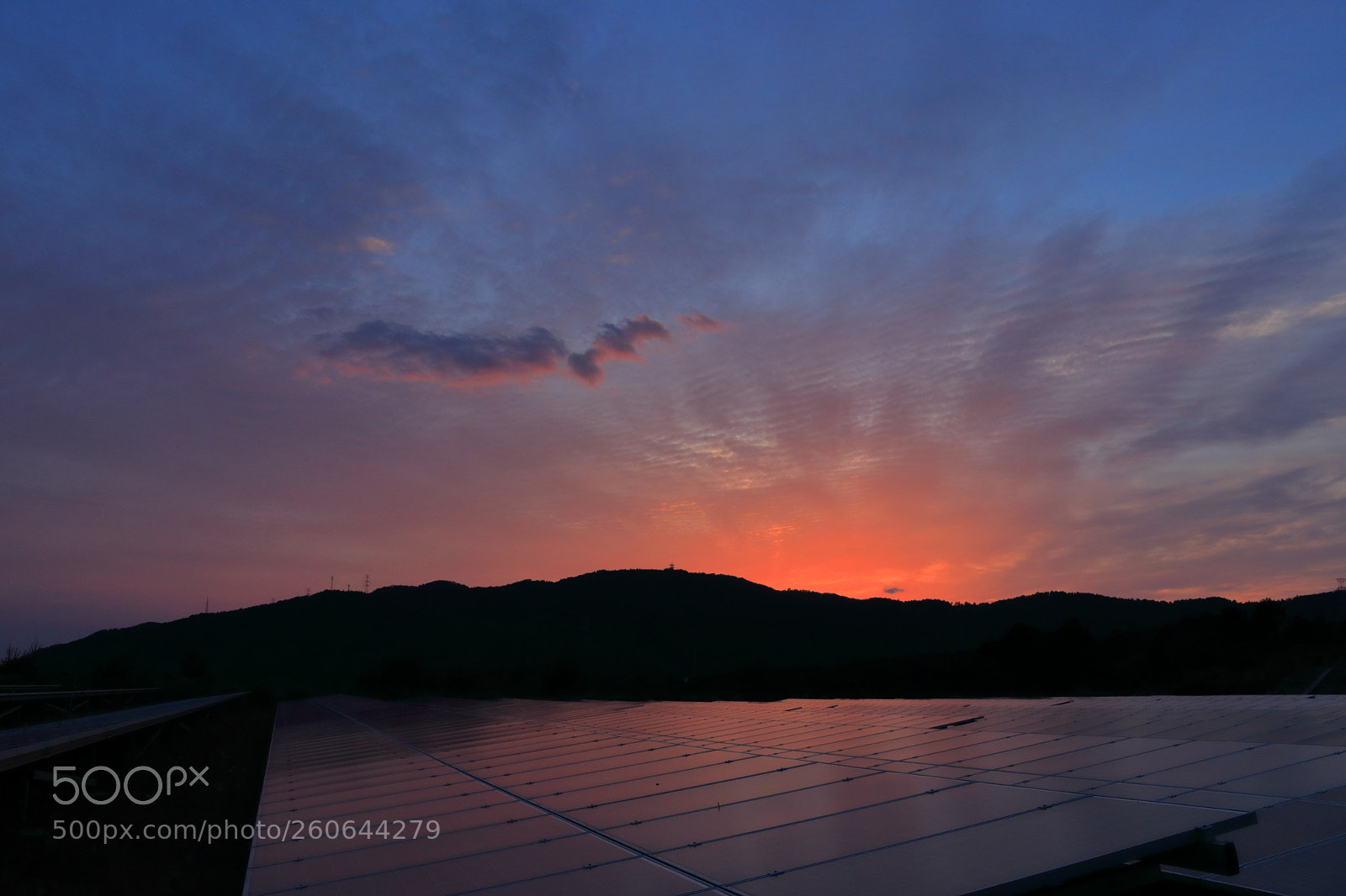 Canon EOS 80D sample photo. Sunset on a solar photography